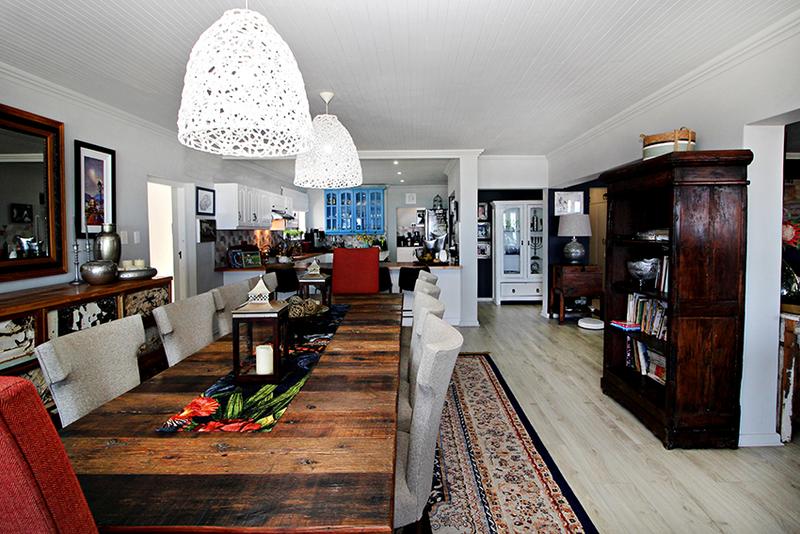 6 Bedroom Property for Sale in Reebok Western Cape